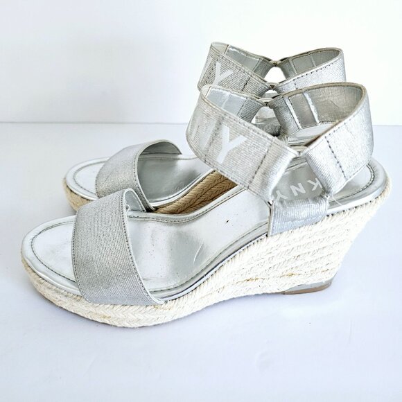 DKNY‎ Silver Espadrille Wedge Sandals Womens Size 7.5~SH161.1 - Picture 3 of 7